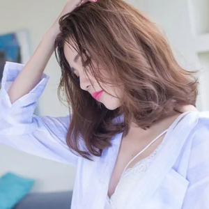 女人张开腿涩涩㊙️
